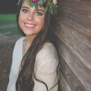 Meet your Posher, Courtney